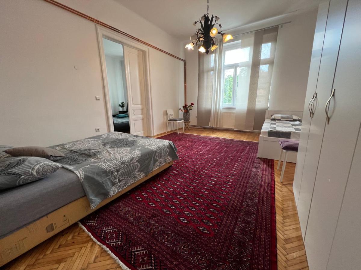 Apartman Happy Apartment Sarajevo Exterior photo